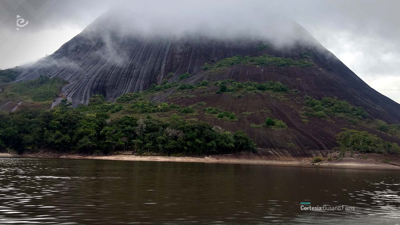 Los cerros del Mavicure.