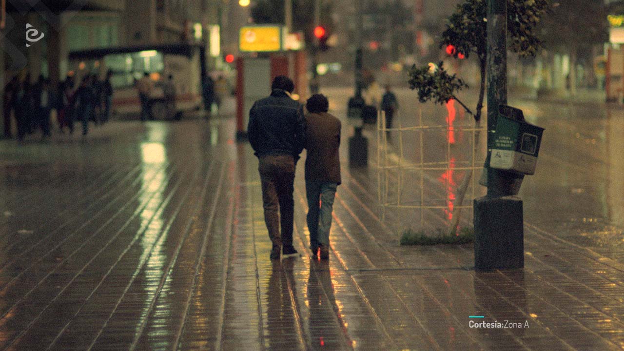 Caminando en la lluvia.