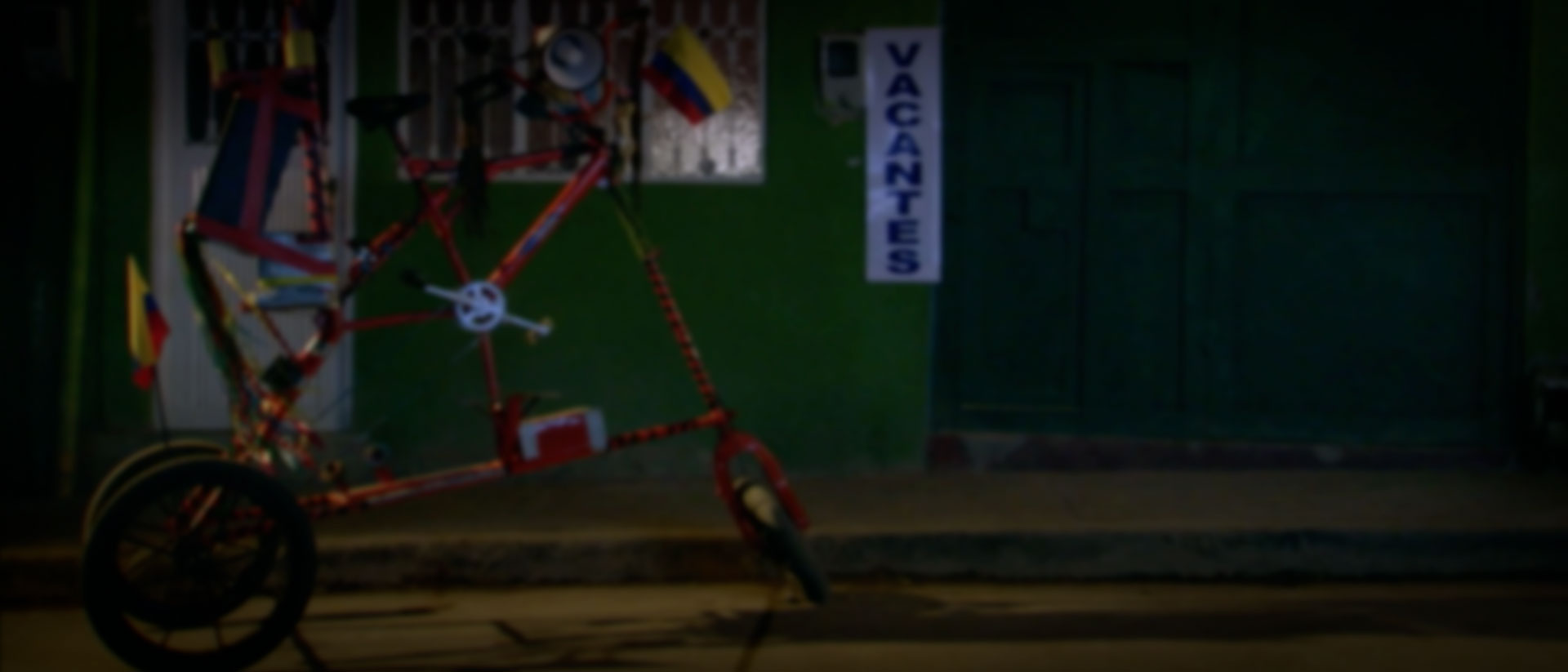 Francisco Bolívar interpreta a Ronald en Silencio en el paraíso, largometraje colombiana de Colbert García