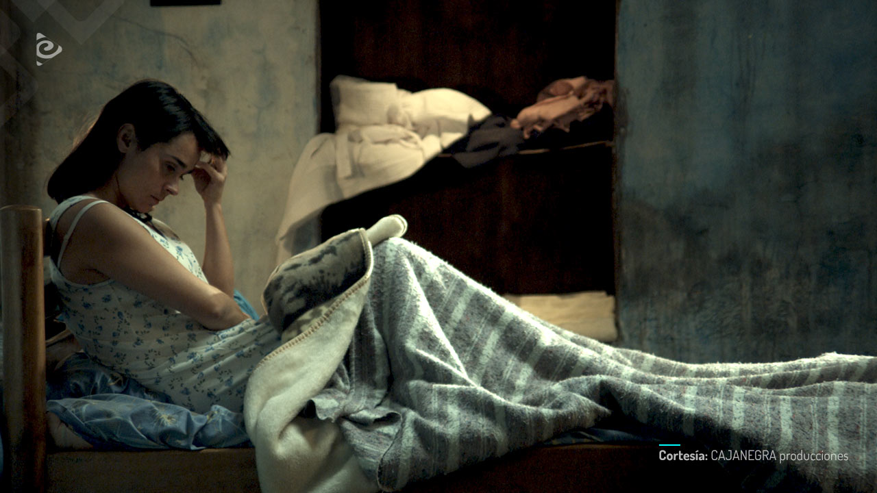 Karen llora en un bus, película colombiana completa en RTVCPlay