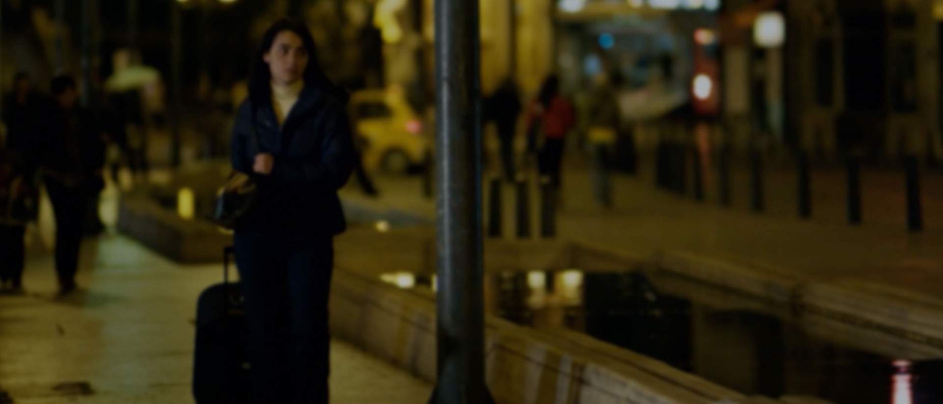 Ángela Carrizosa personifica a Karen en la película colombiana Karen llora en un bus