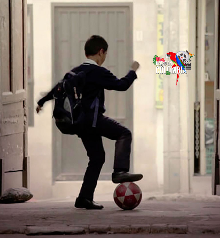 Acompaña a Gonzalo en el viaje más emocionante y difícil de su vida. 3pies, cortometraje colombiano disponible ahora en RTVCPlay