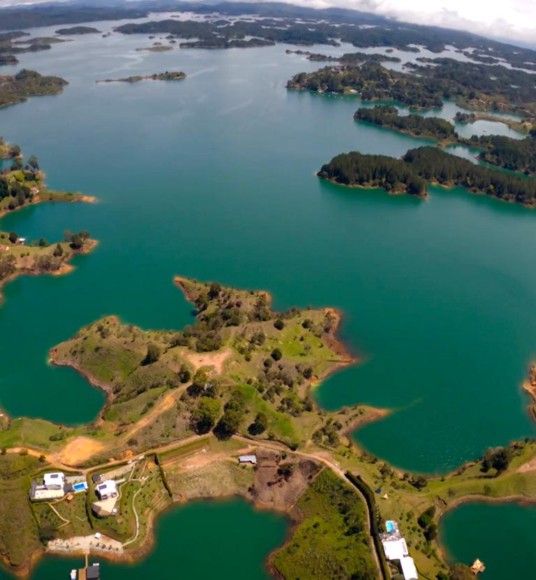 ¡Mira Expedición cóndor de Los Andes por www.rtvcplay.co!