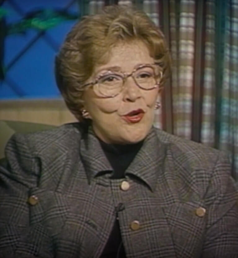 Sigue las entrevistas de Magda Egas en Café para tres, disponible  en la plataforma de streaming RTVCPlay