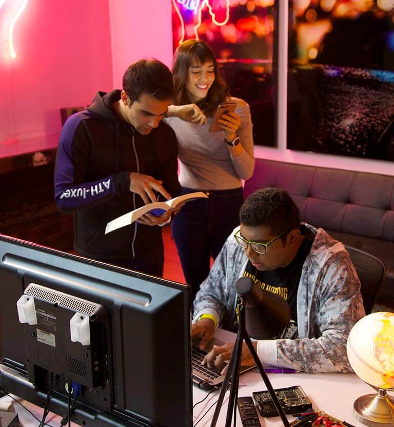 Mira la serie de ficción Desconectados en la plataforma de streaming RTVCPlay