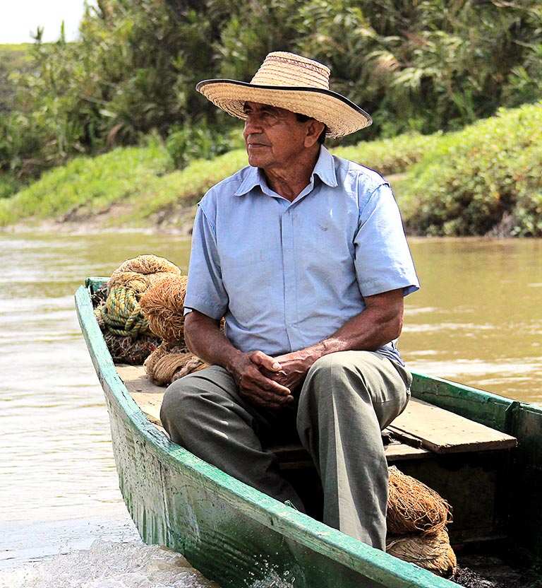 Un hombre pescador