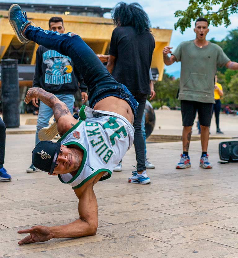 ¡Conoce a los bailarines de Venezuela en la casa por la plataforma de streaming RTVCPlay!