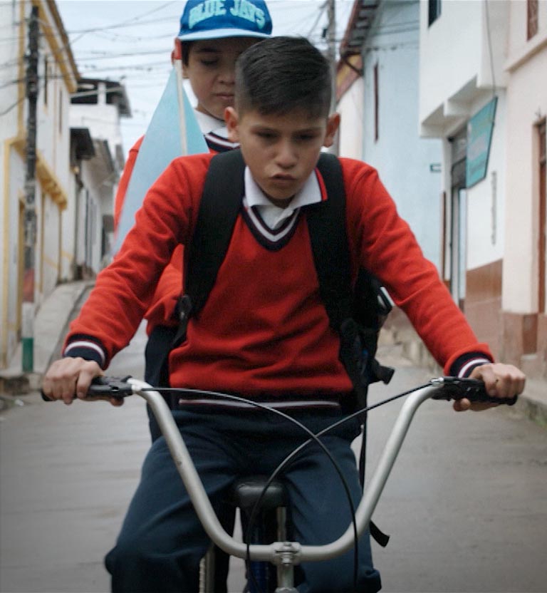 Disneylandia, cortometraje colombiano dirigido por Yosman Serrano Lindarte, disponible ahora en RTVCPlay