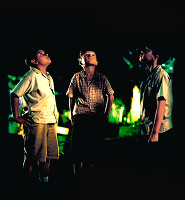 Conoce la historia de Los niños invisibles visitando la plataforma de streaming RTVCPlay