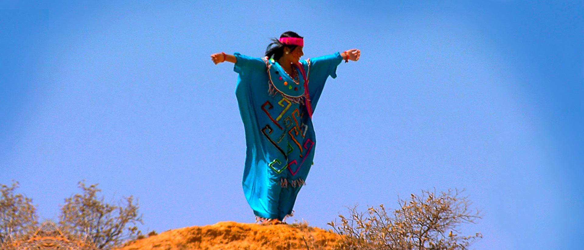 ¡Mira la serie documental Akumaja II por la serie documental RTVCPlay!