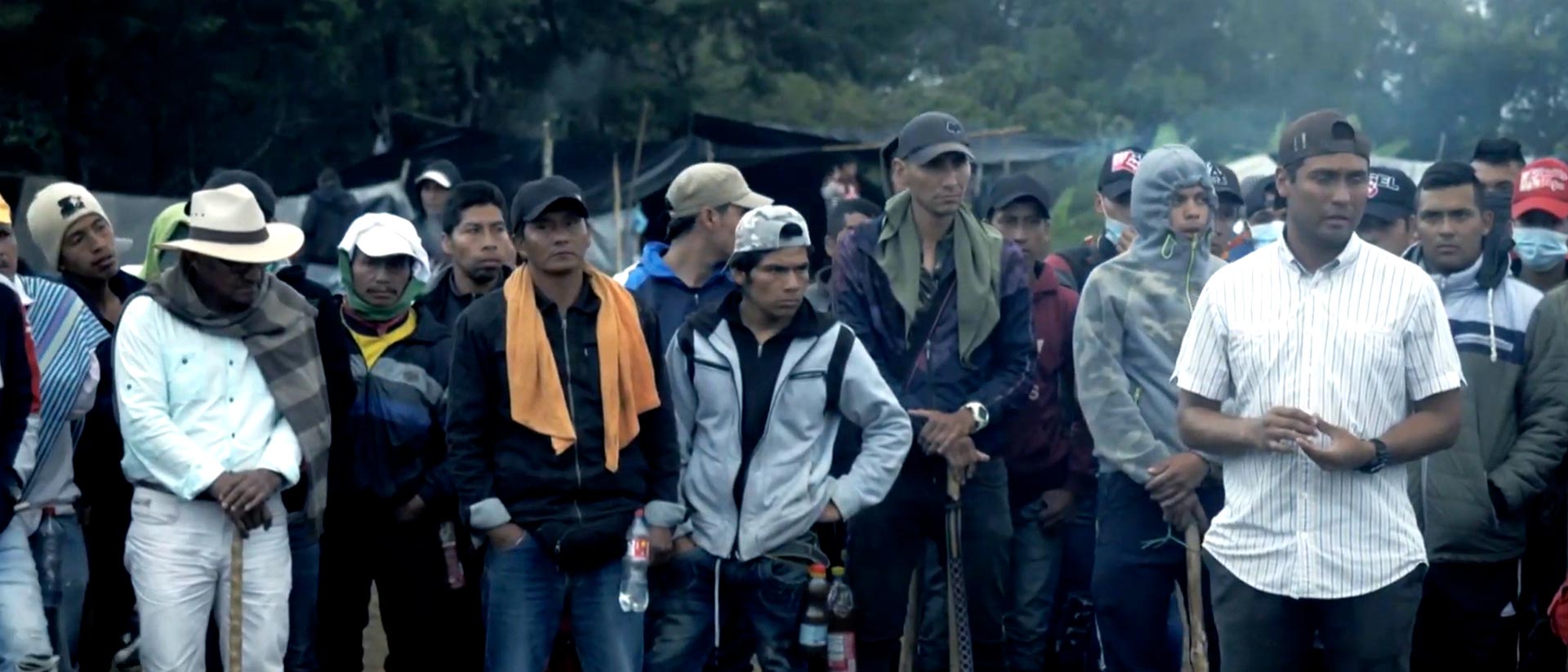 Mira ahora el documental Bajo fuego, en la plataforma de streaming de los colombianos: RTVCPlay