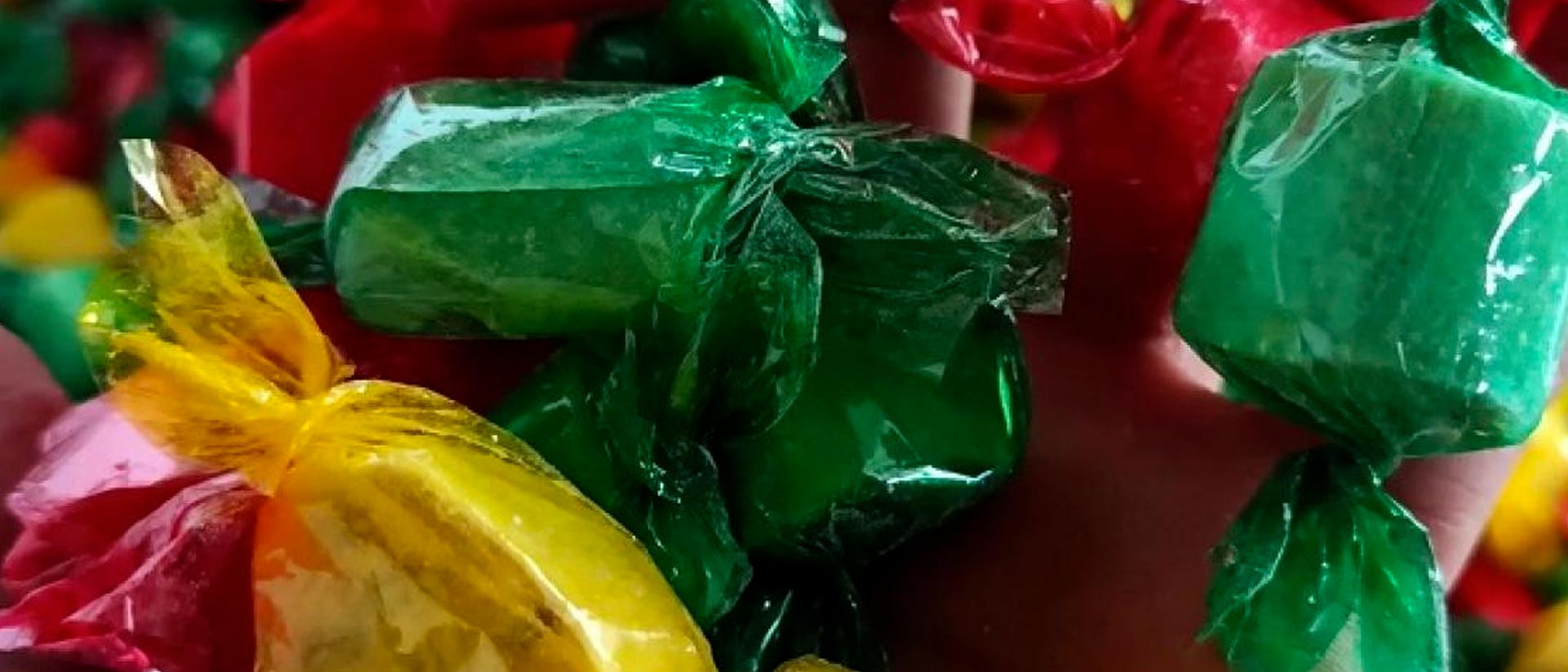 dulces colombianos con envoltura