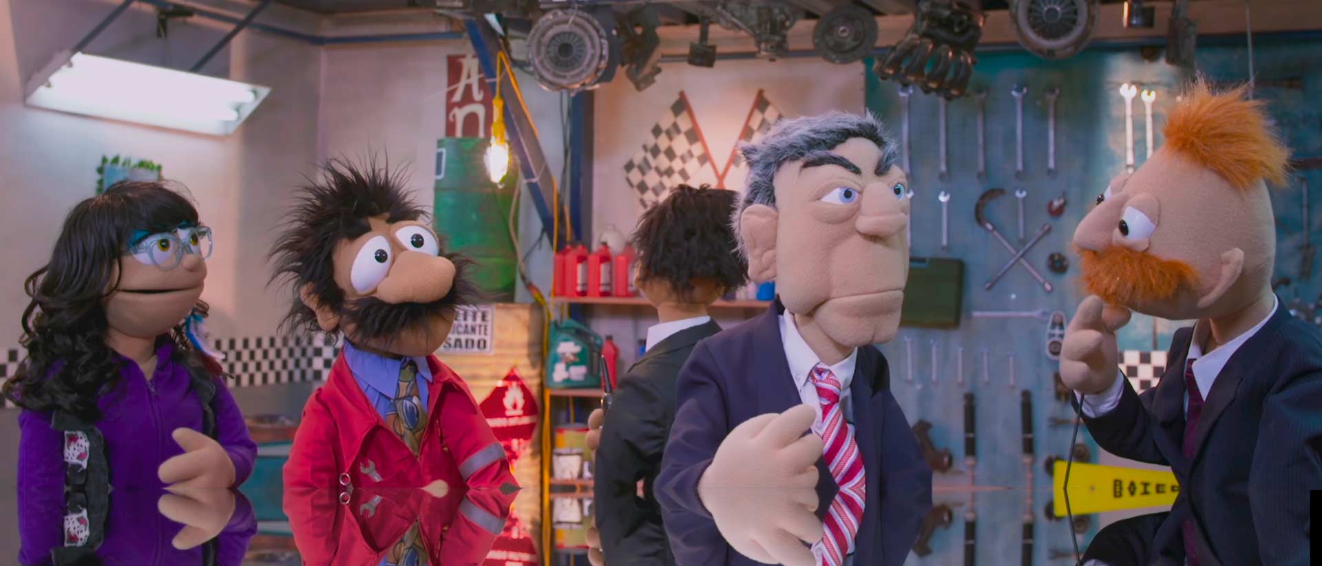 ¡Mira la serie Emergencias mecánicas por la plataforma de streaming RTVCPlay!