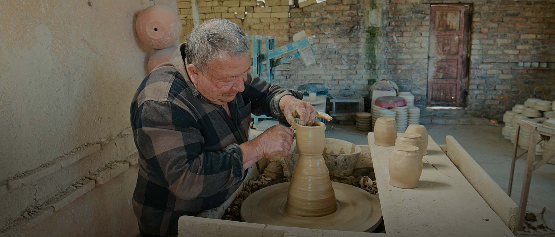 Denominación de origen: un producto del mercado de coproducción entre Señal Colombia y la Fundación Cine Posible, en RTVCPlay