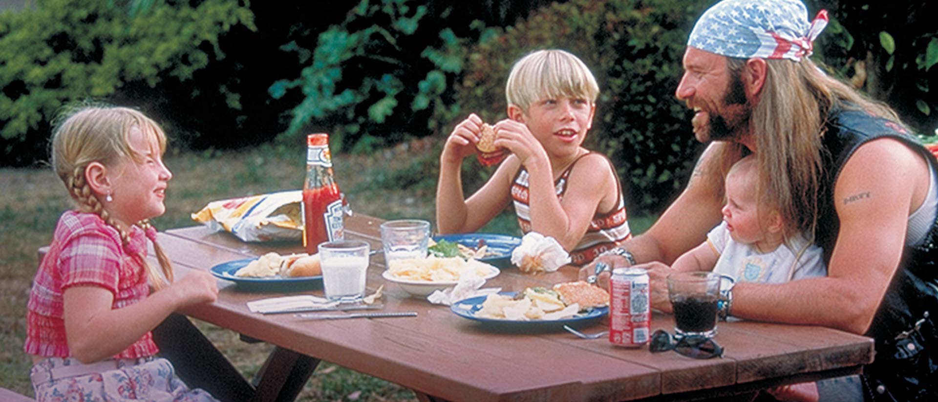 Mira ahora Erin Brockovich, película protagonizada por la ganadora del Óscar Julia Roberts, en RTVCPlay