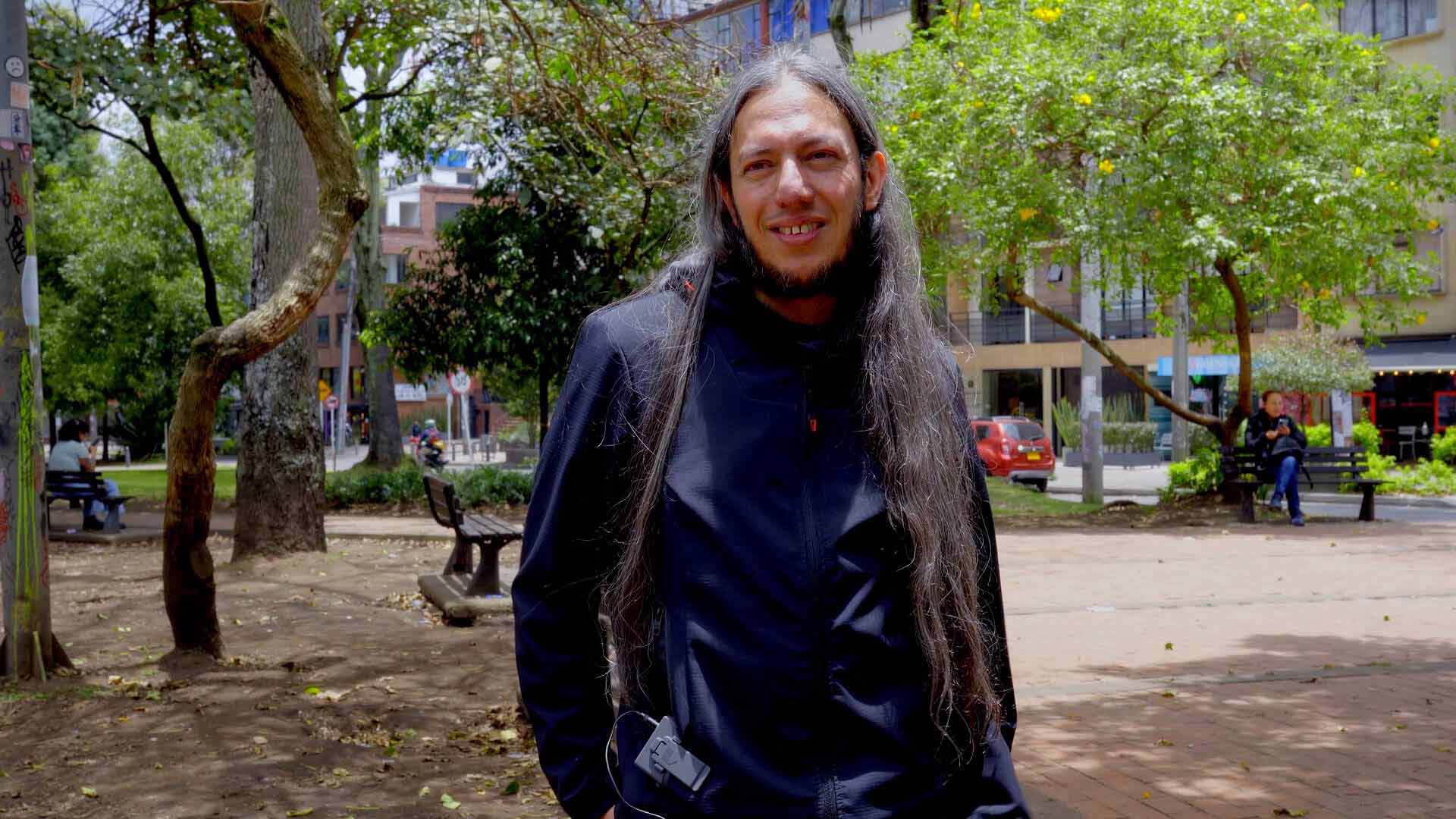 Mira ahora la entrevista con Luis Rodríguez, bajista de Kraken, sobre Elkin Ramírez en la plataforma de streaming RTVCPlay