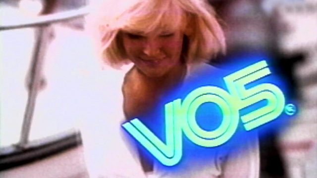 Alberto VO5, comerciales de Alberto VO5, comerciales de jeans colombianos, campañas publicitarias, comerciales colombianos, comerciales para television