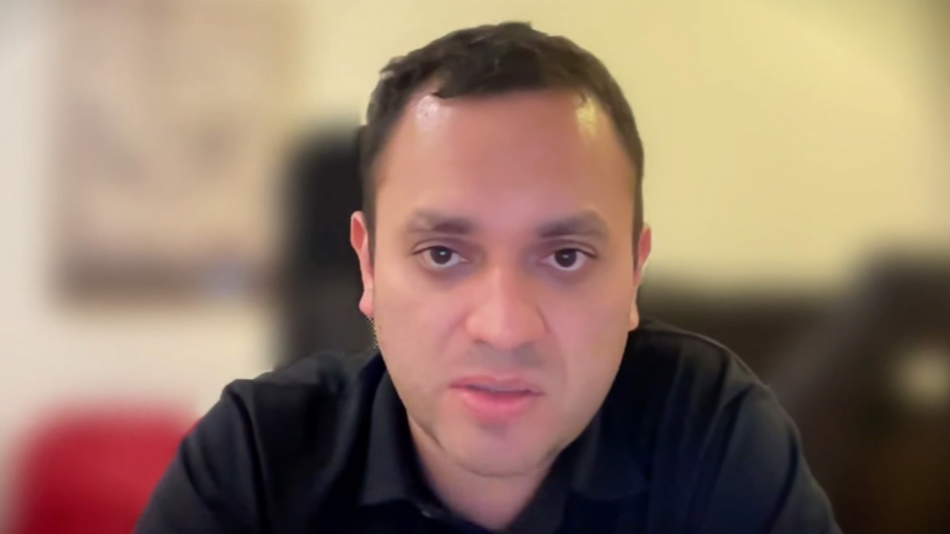 Mira ahora la entrevista con Jorge Caballero, productor del documental colombiano Del otro lado, en la plataforma de streaming de los colombianos: RTVCPlay