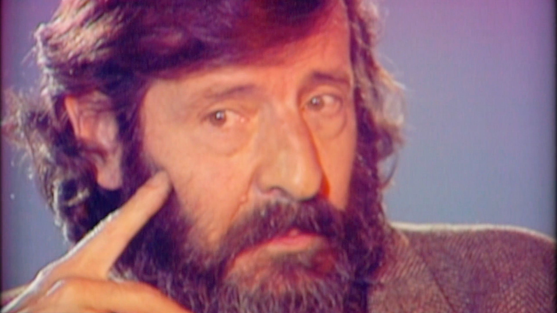 poeta y traductor colombiano Nicolás Suescun