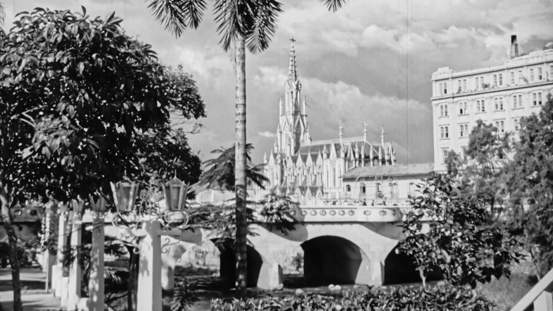 Explora la Cali de 1954 viendo la serie colombiana Restaurados fílmicos en la plataforma de streaming de todos los colombianos: RTVCPlay