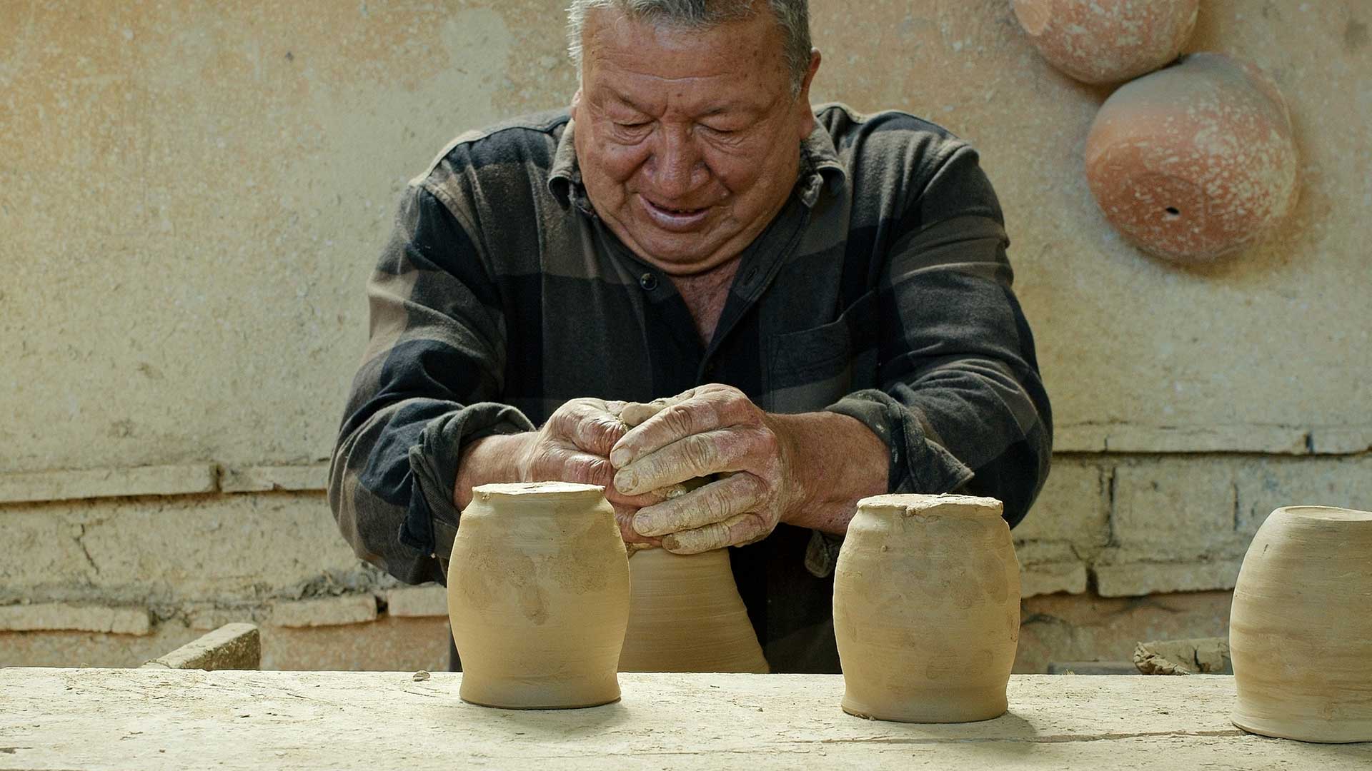 Mira ahora “Cerámica de Ráquira”, primer capítulo de la serie Denominación de origen, en la plataforma de streaming RTVCPlay