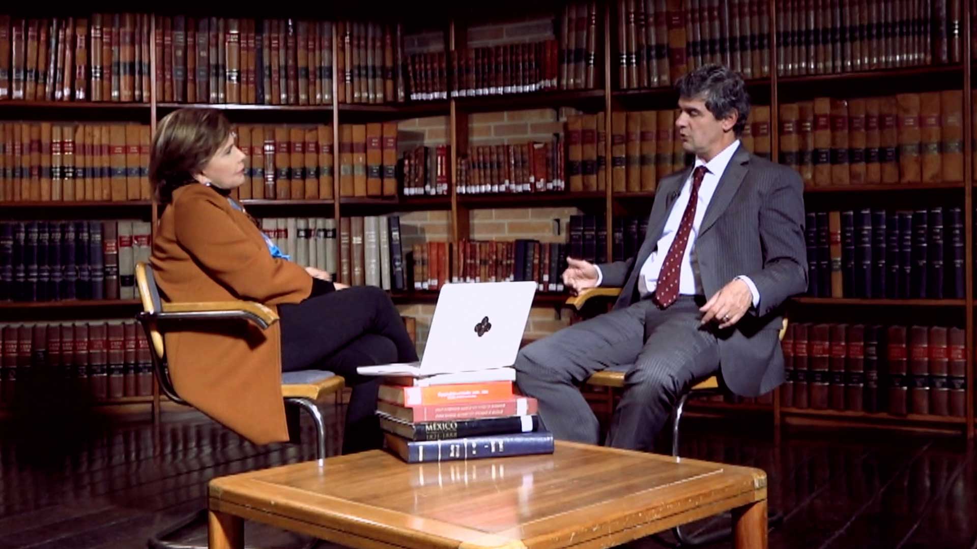 Enrique Serrano y Margarita Vidal, intolerancia, libros sobre la intolerancia en colombia, intolerancia en colombia, literatura en colombia, ver serie literatuver, series de señal colombia, series online, series gratis