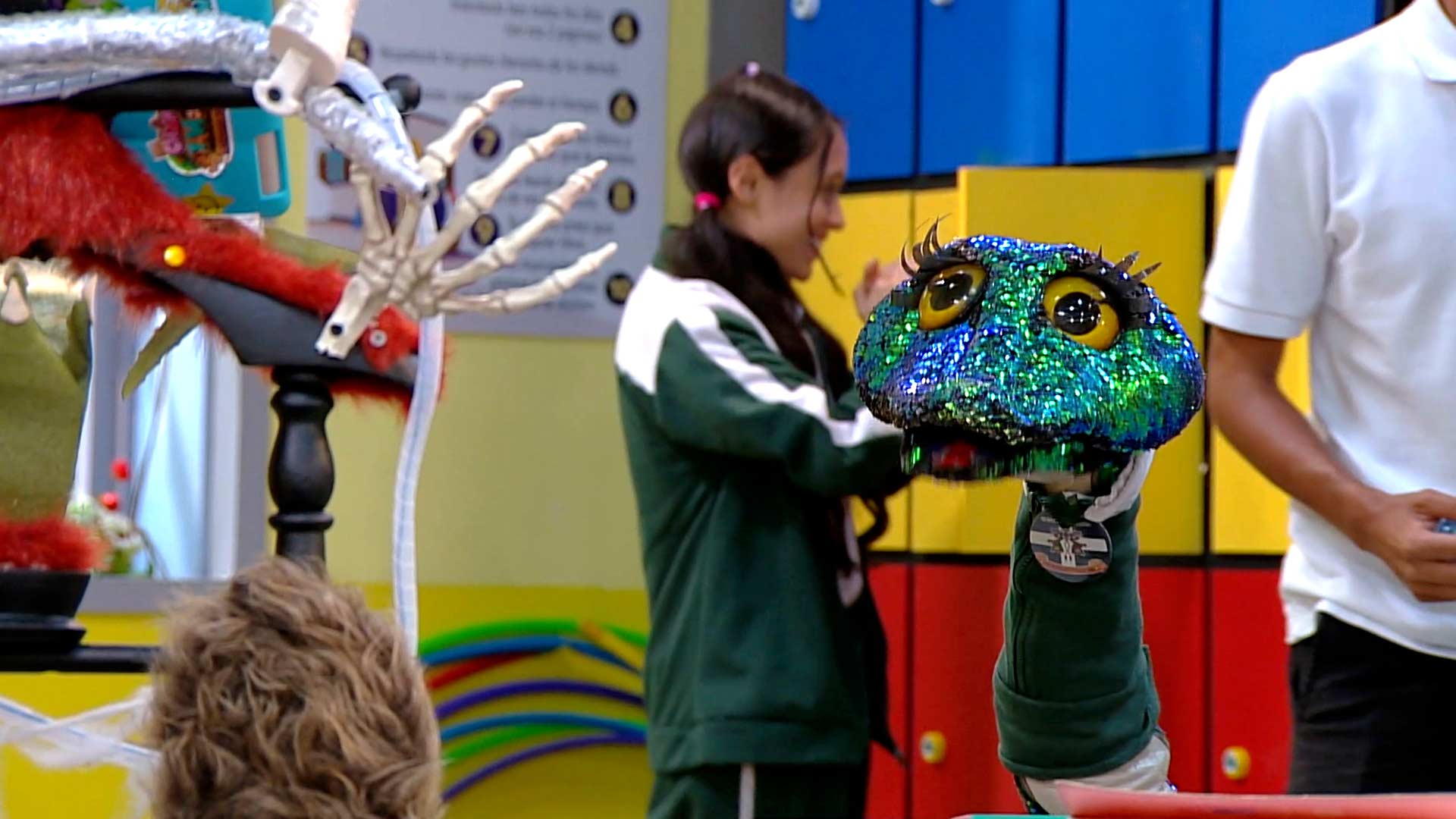  Descubre la magia del salón arcoíris por RTVCPlay. 