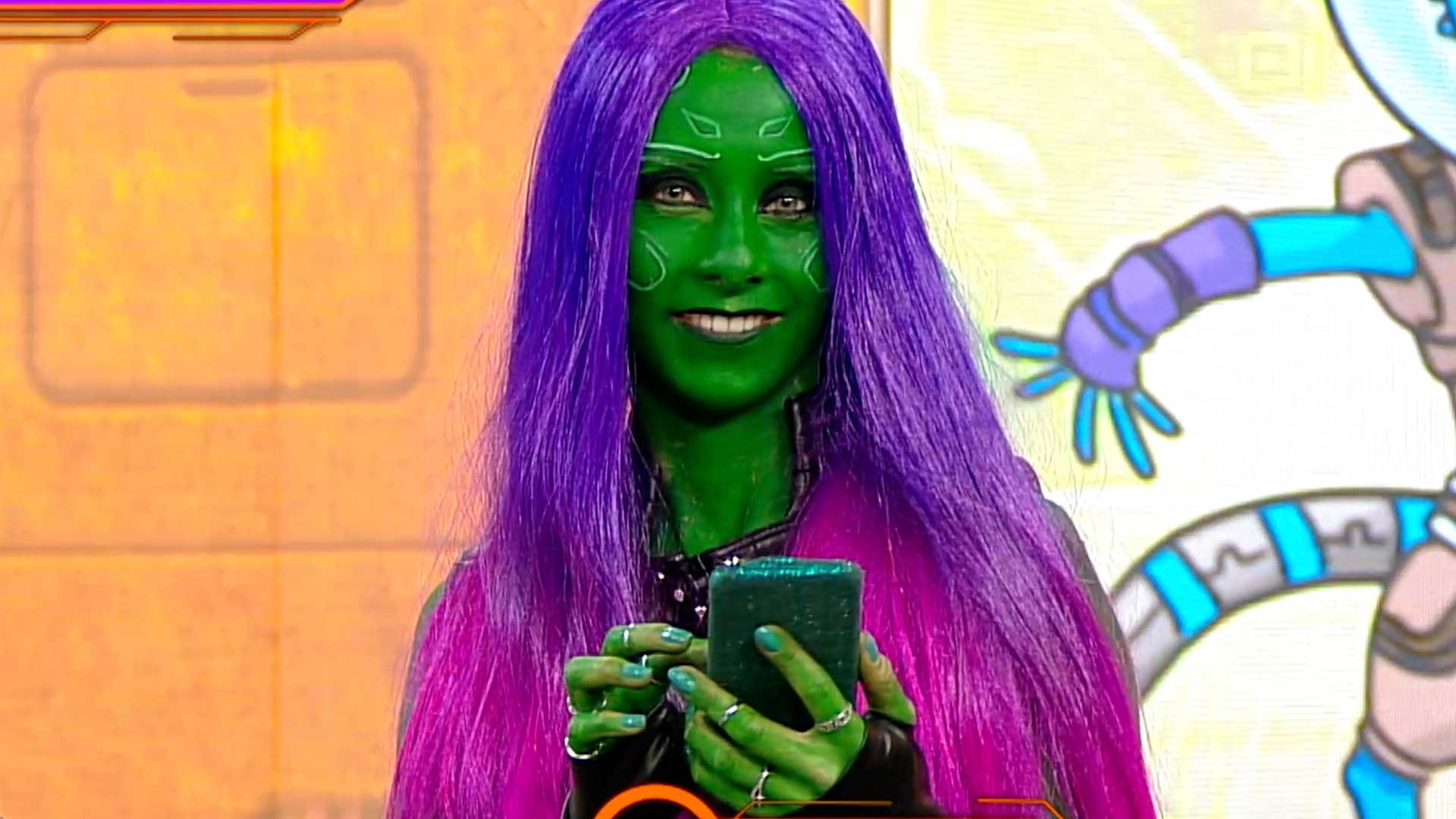 mujer disfraza de villano, villanos, superheroes, superhéroes de Halloween, super poderes, profe en tu casa, series educativas, señal colombia, series divertidas