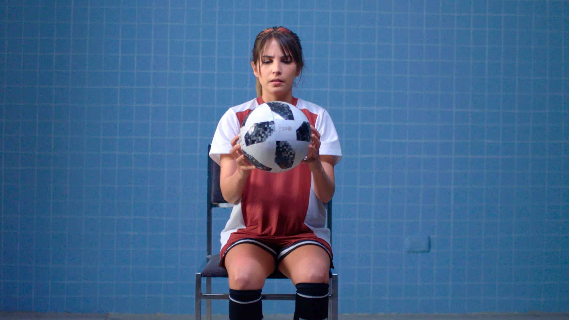 Vive la historia de Mariana en Los diarios secretos de las chicas (in)completas por la plataforma RTVCPlay