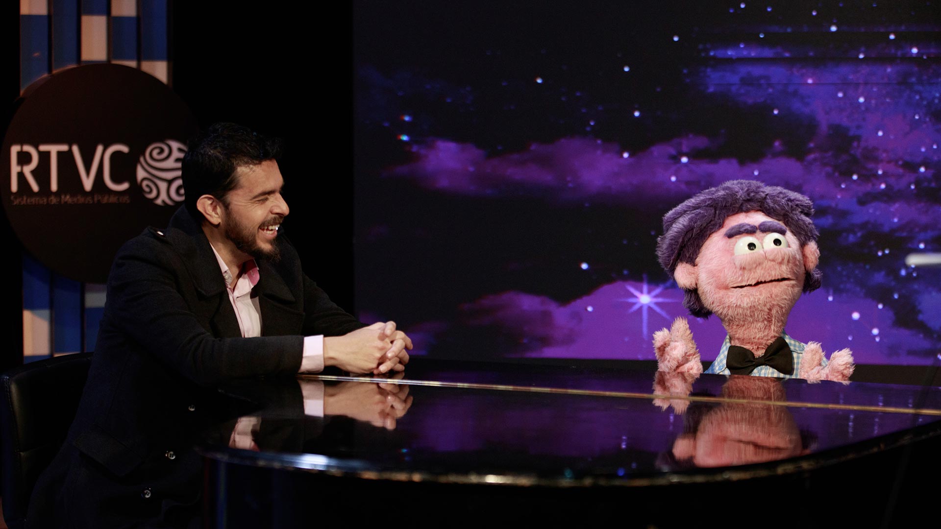 Mira ahora a Diego en el Show de Romualdo en la plataforma streaming RTVCPlay.