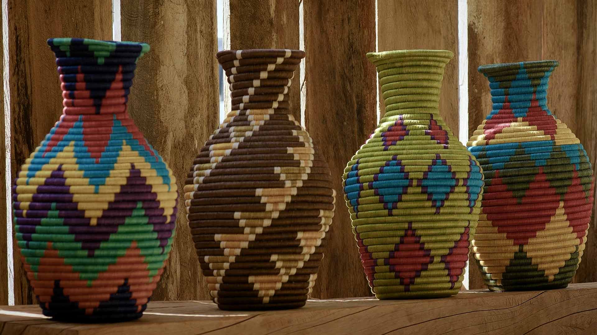 Mira ahora “Cestería en rollo de Guacamayas”, segundo capítulo de la serie Denominación de origen, en la plataforma de streaming RTVCPlay