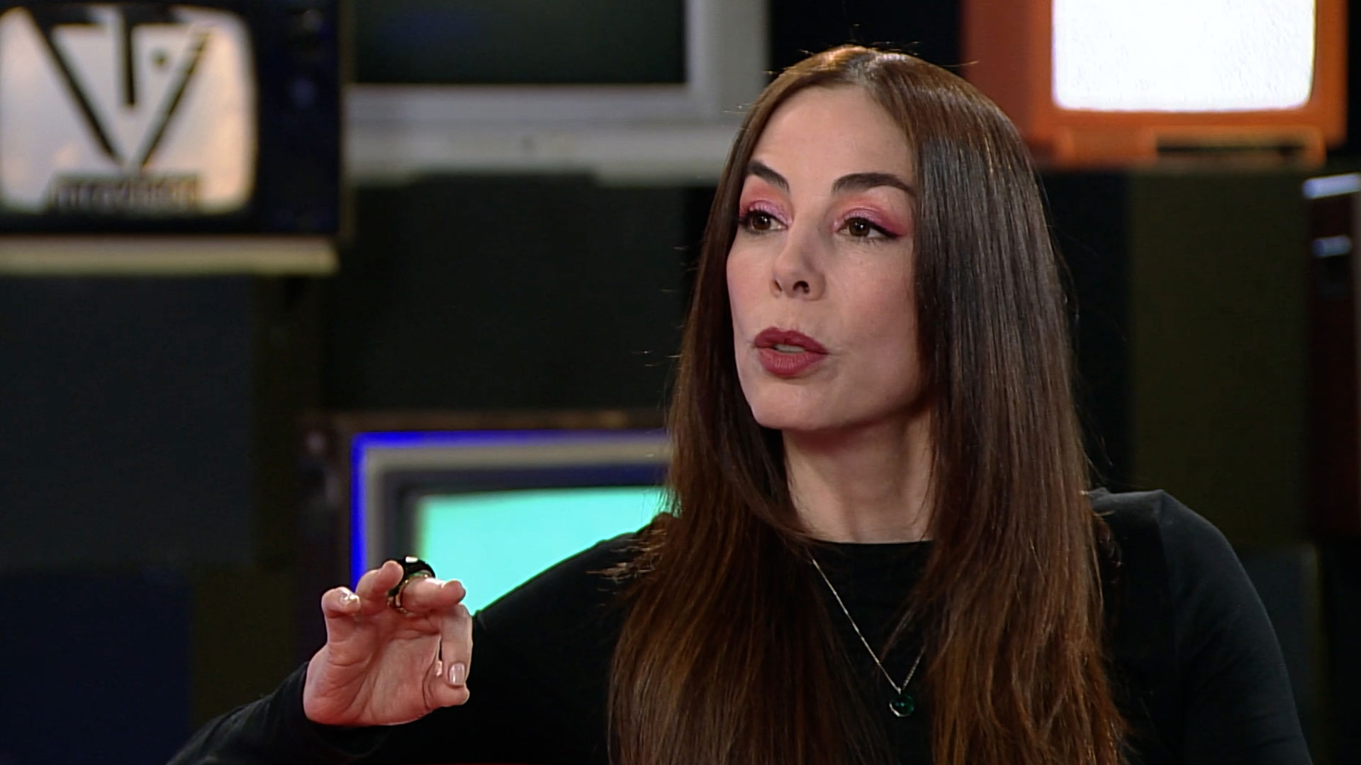 Mira ahora el capítulo 22 de Noticracia en la plataforma de streaming de los colombianos: RTVCPlay