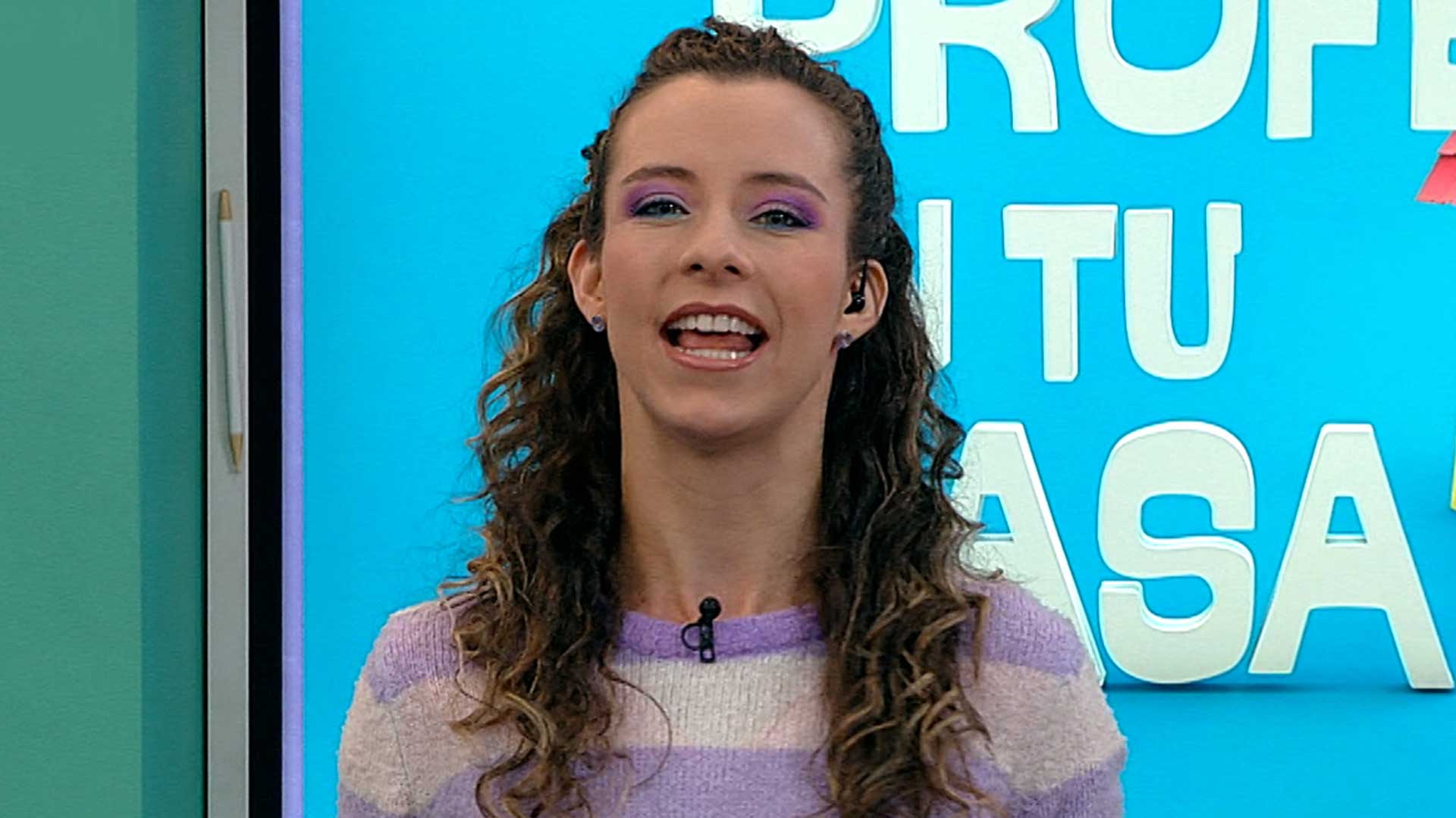 Camila habla sobre dinosaurios