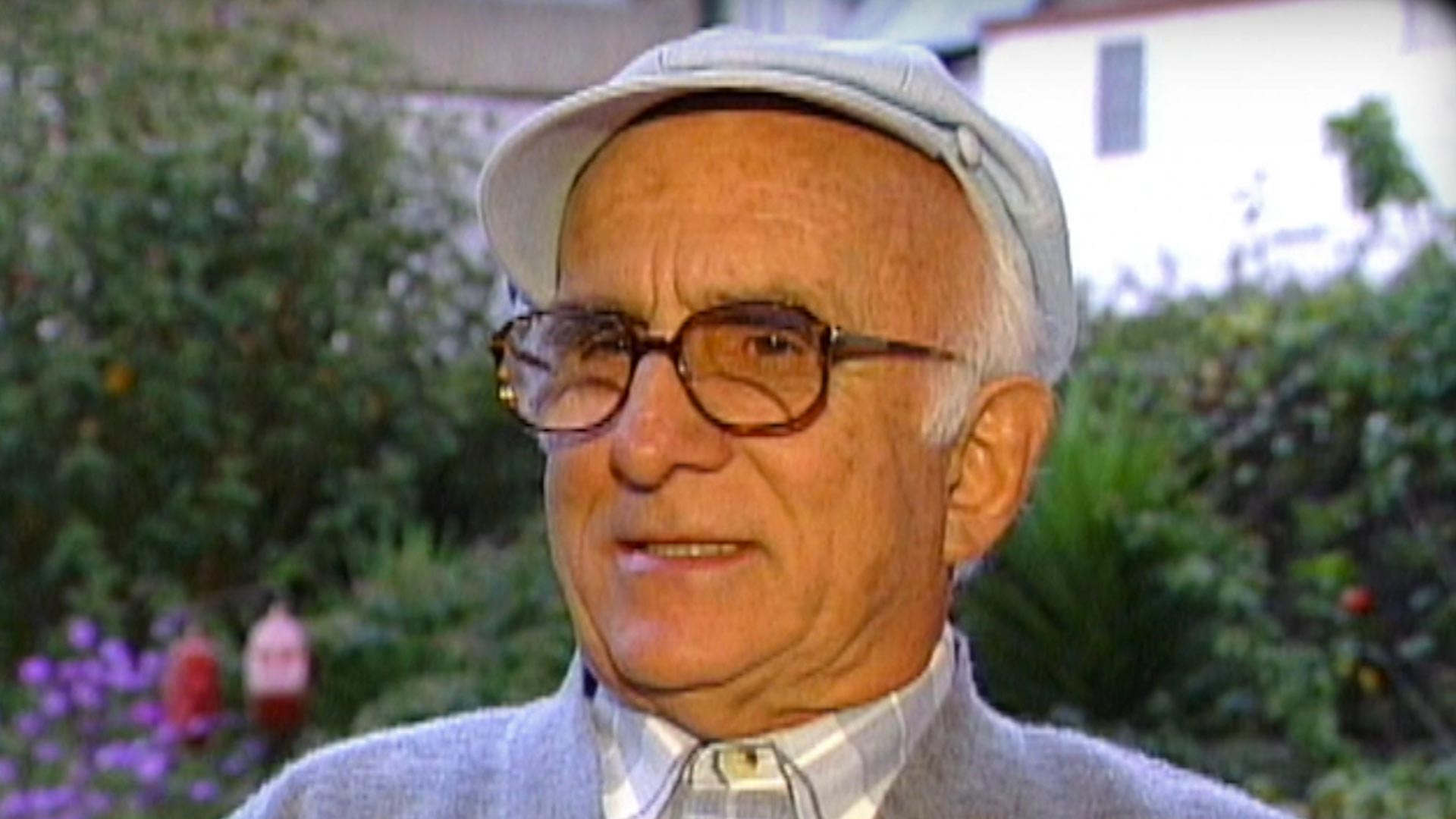 Javier De Nicoló, padre Javier De Nicoló, biografia de Javier De Nicoló, entrevista con Javier De Nicoló, señal memoria, series de señal memoria, series gratis, series online