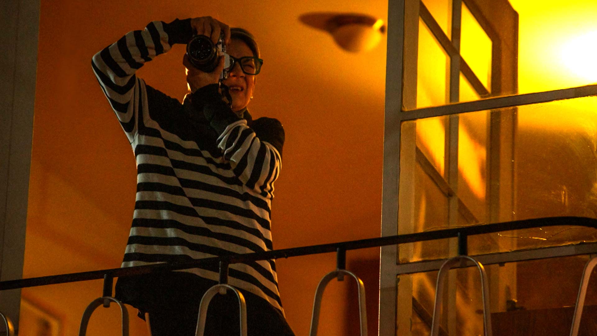 Mira ahora “Susana Carrié, la mirada indiscreta”, cuarto capítulo de El álbum de los fotógrafos, en RTVCPlay