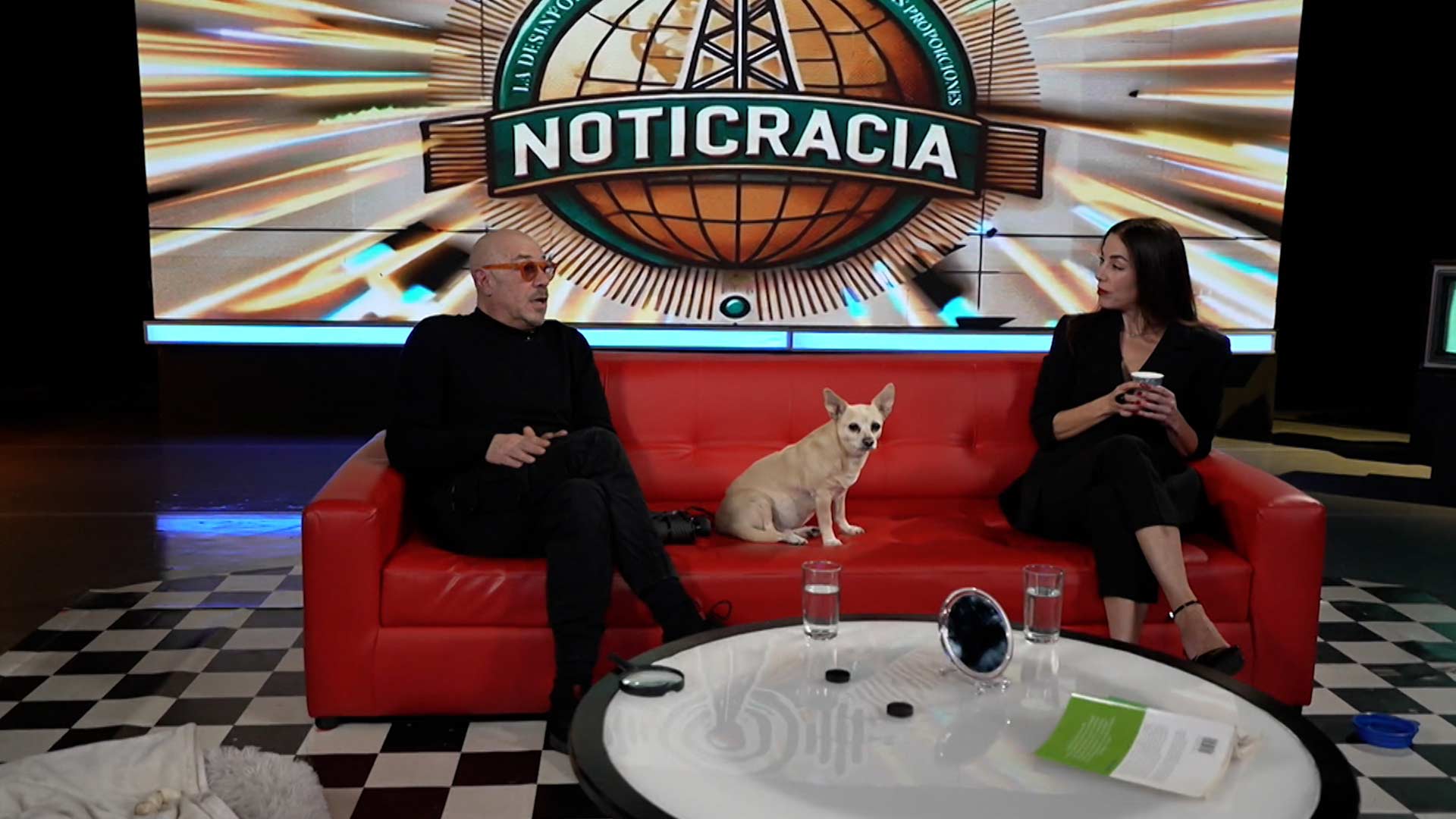 Mira ahora el cuarto capítulo de Noticracia en la plataforma de streaming de los colombianos: RTVCPlay