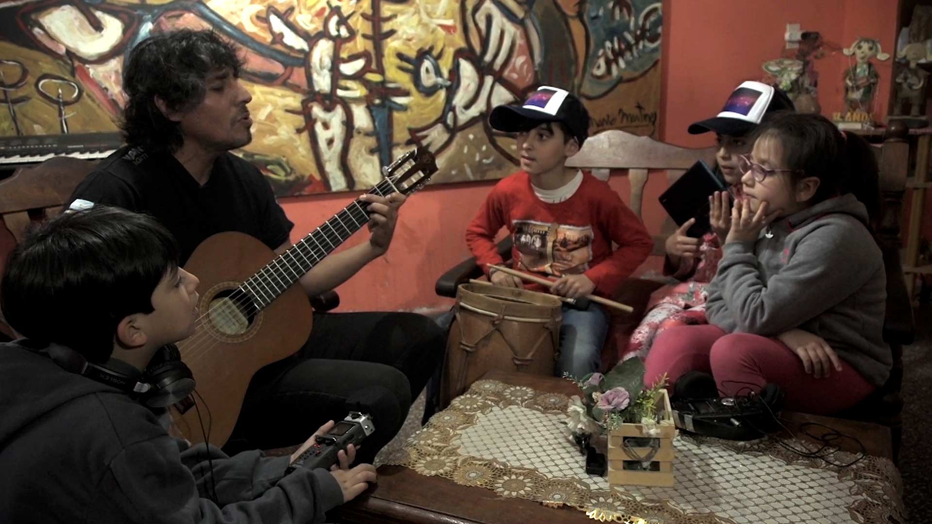 Mira el primer capítulo de la serie infantil Cazadores de sonidos en la plataforma de streaming de todos los niños y niñas: RTVCPlay