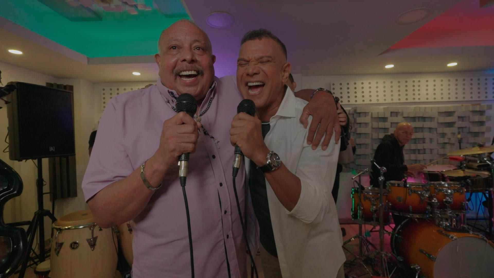 Escucha la conversación entre Juan Piña y Juan Carlos Coronel en Coronel en su laberinto, disponible en la plataforma de streaming RTVCPlay