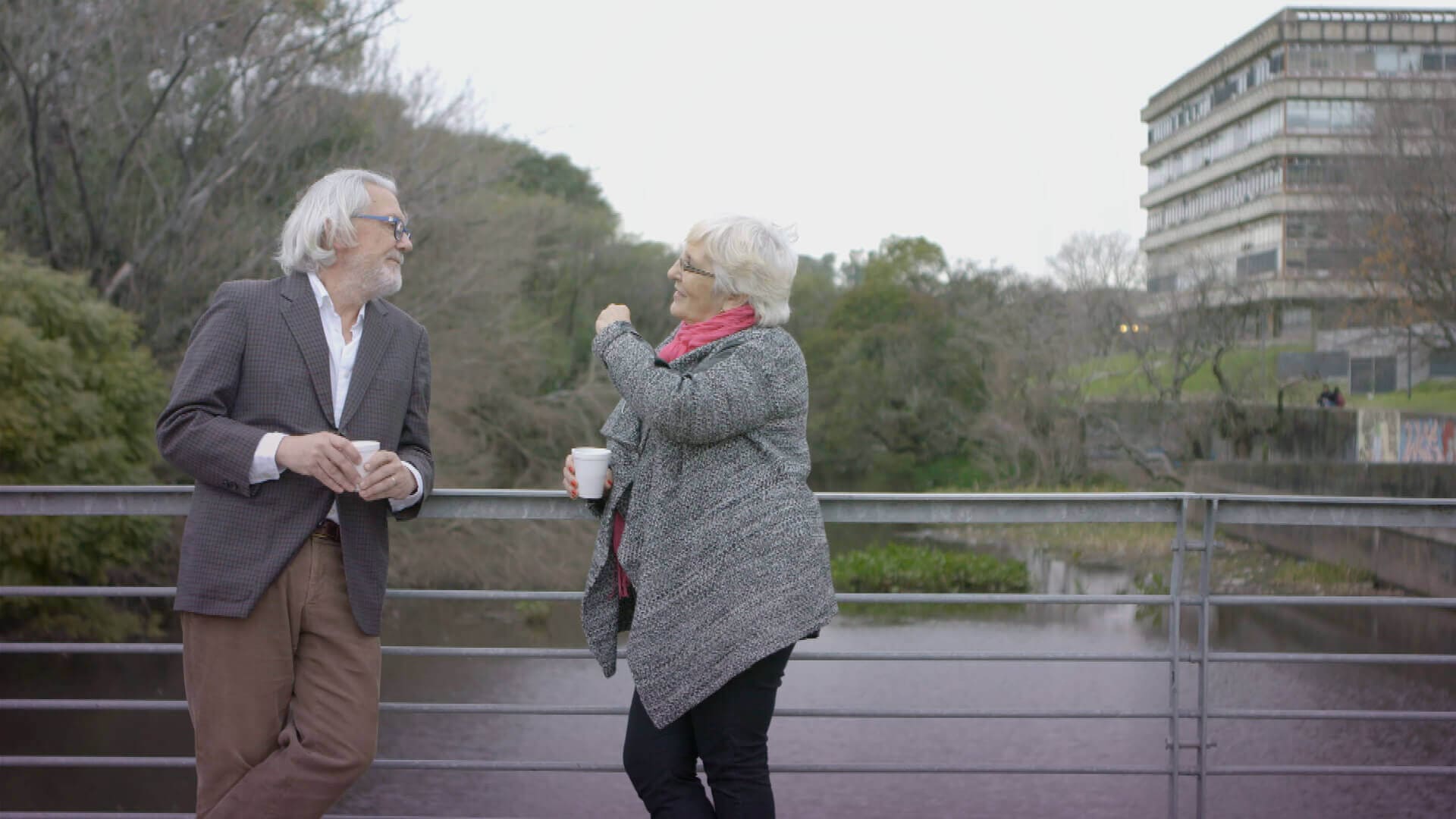 la salud de los mayores de edad, problemas emocionales, problemas respiratorios, consultorio del doctor faga, series documentales, series gratis, series online, series de señal colombia