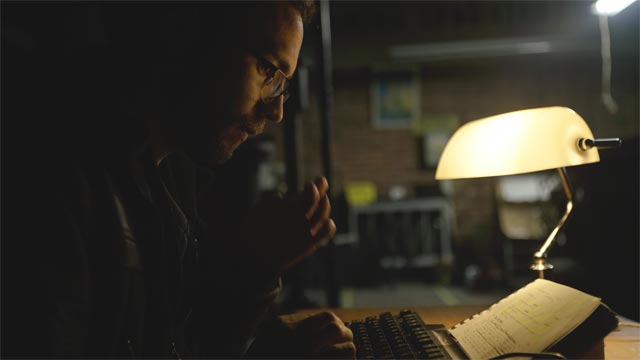 Mira el tercer capítulo de El Inquisidor, serie original de RTVCPlay dirigida por Andrés Valencia y Juan Carlos Mazo.