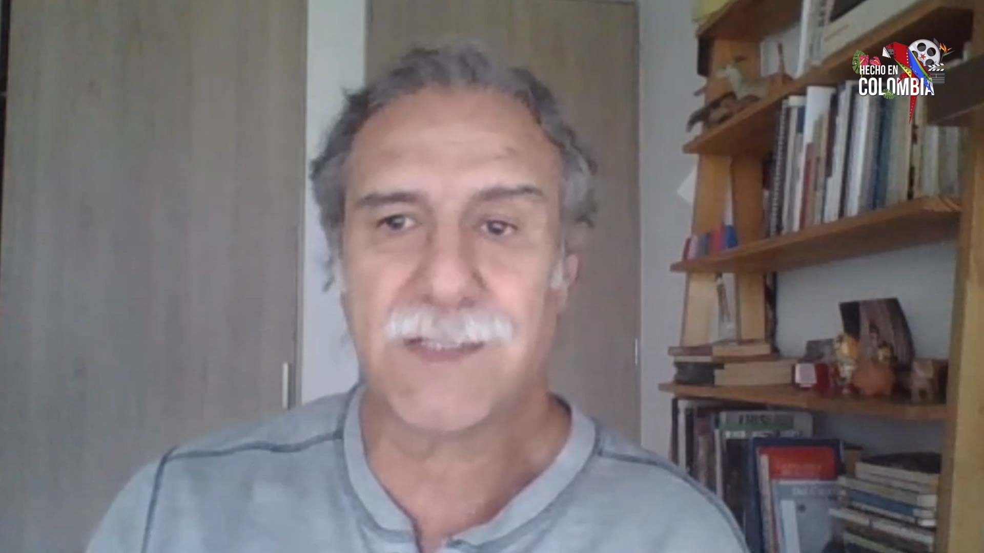 Víctor Gaviria, director colombiano de La vendedora de rosas