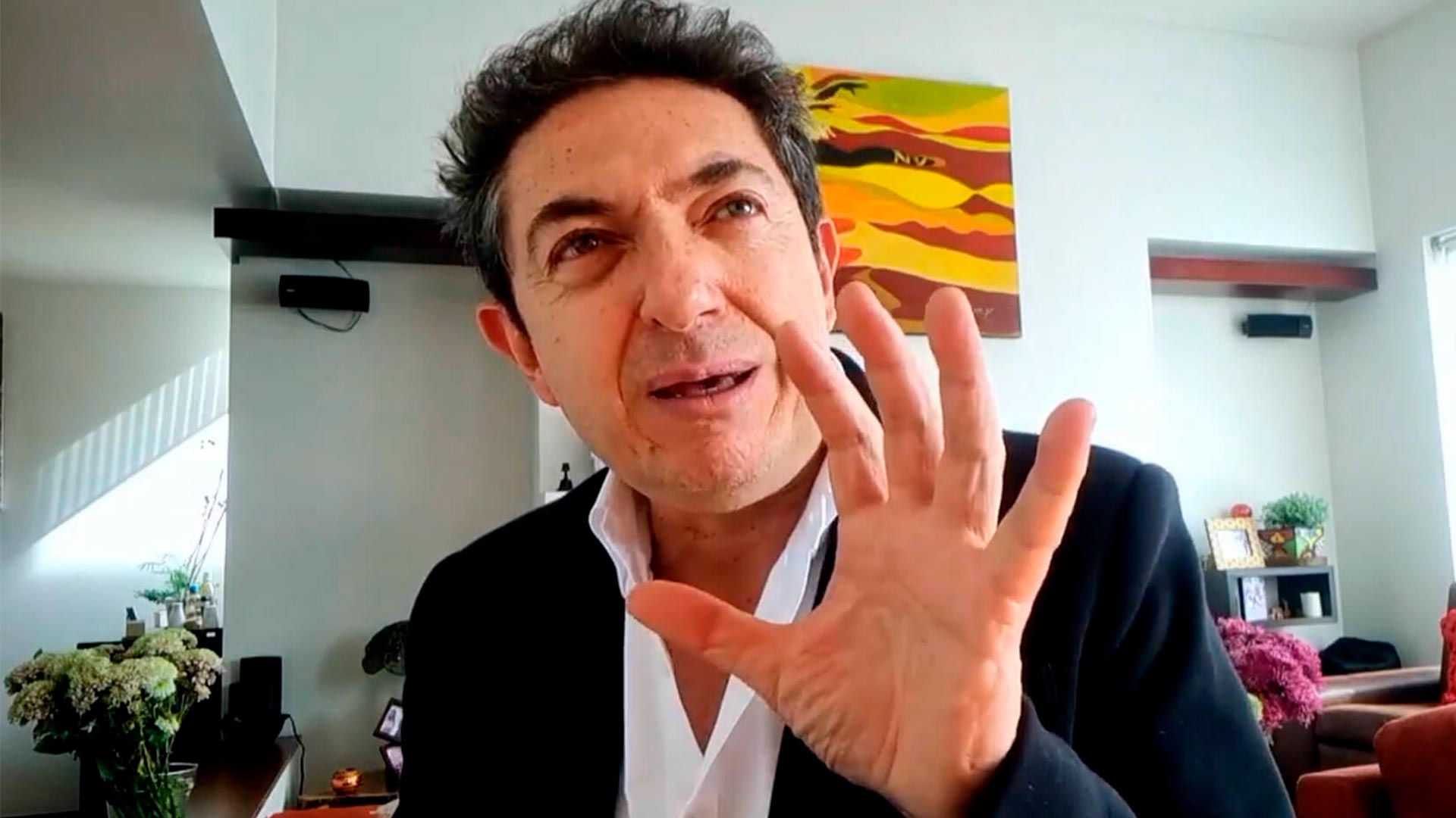 El actor Ernesto Benjumea habla de su participación en la comedia Gordo, calvo y bajito 