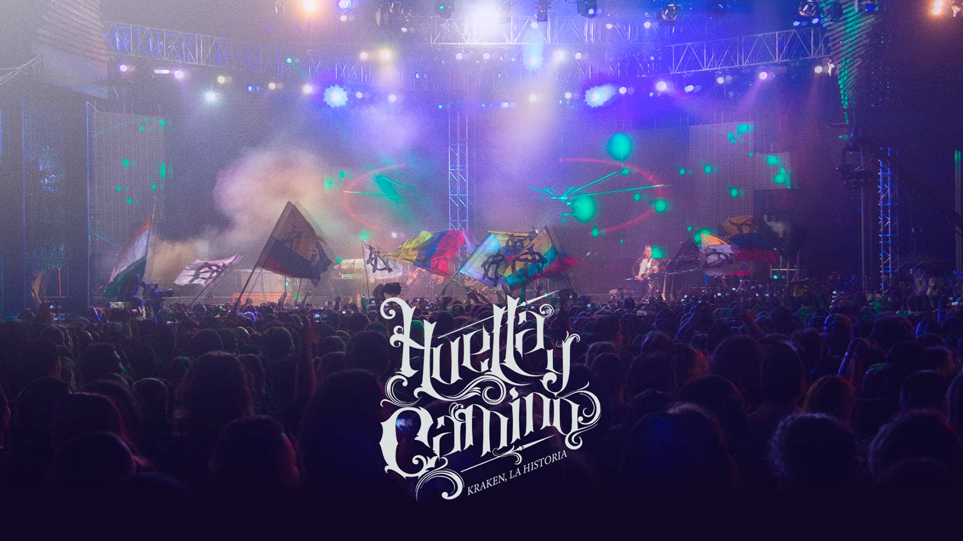 Seguidores de Kraken durante un concierto de la mítica banda de rock liderada por Elkin Ramírez