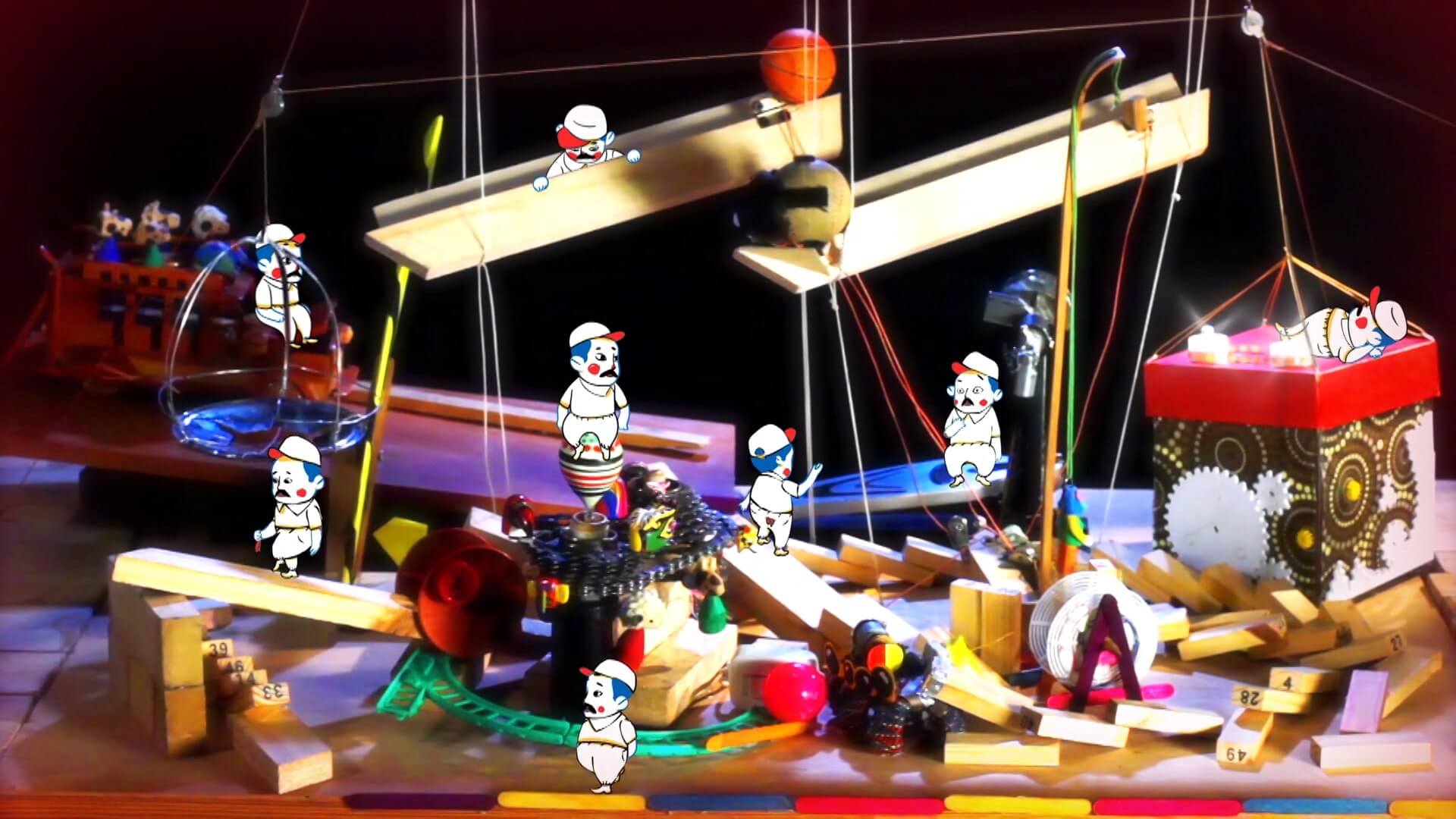 Juguetes em la mesa, niños roba corazones, cronicas de niños, cronicas de niños, cuentos narrados por niños, ver cronicas elefantiles,series infantiles gratis, series grati, series online, series para niños