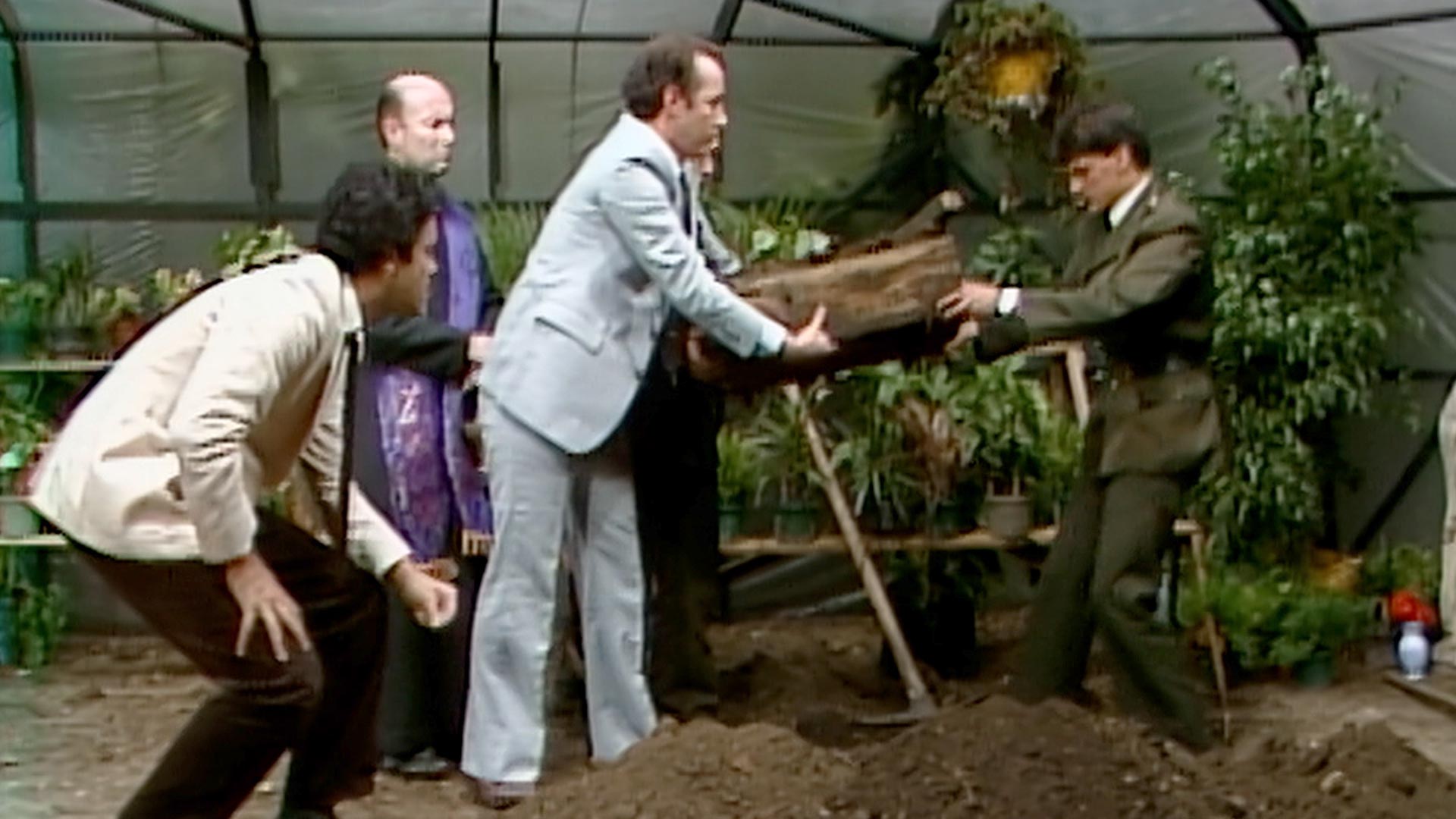 desenterrando secretos en el invernadero 