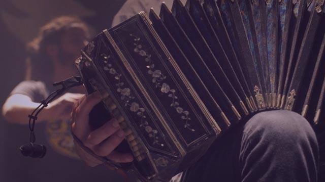 Mira la serie musical La Tonga por la plataforma de streaming de los colombianos: RTVCPlay.