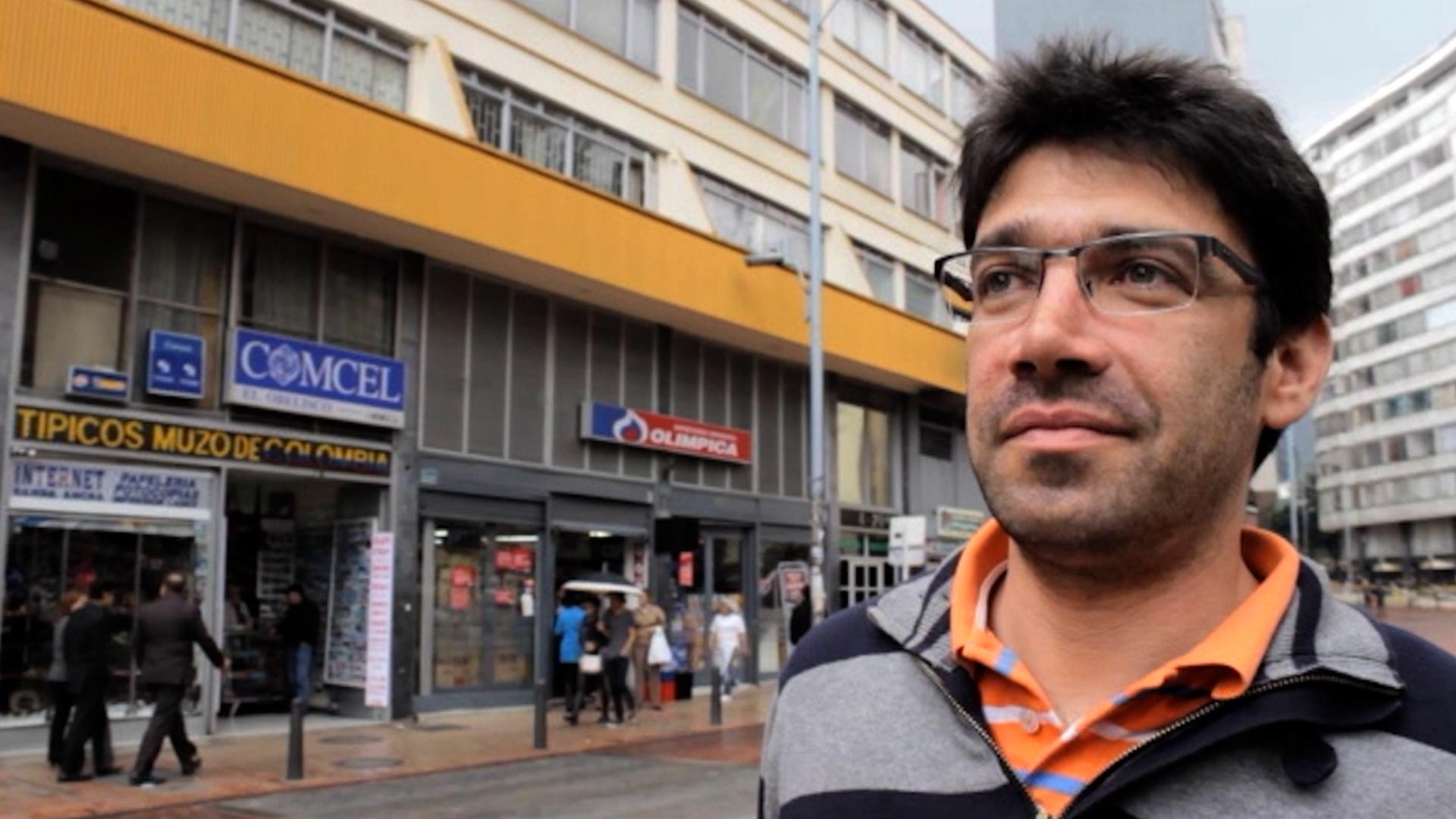 Conoce el universo paralelo creado por Antonio García en Letra urbana, serie colombiana disponible ahora en la plataforma de streaming RTVCPlay