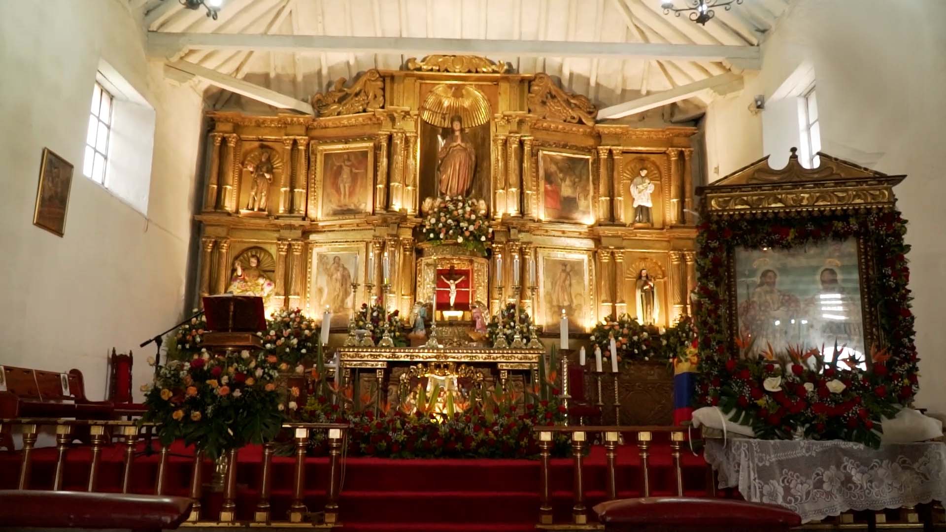 Descubre diferentes escenarios en los que se grabaron series históricas colombianas en este capítulo de Memoria en contexto, disponible en la plataforma de streaming RTVCPlay.