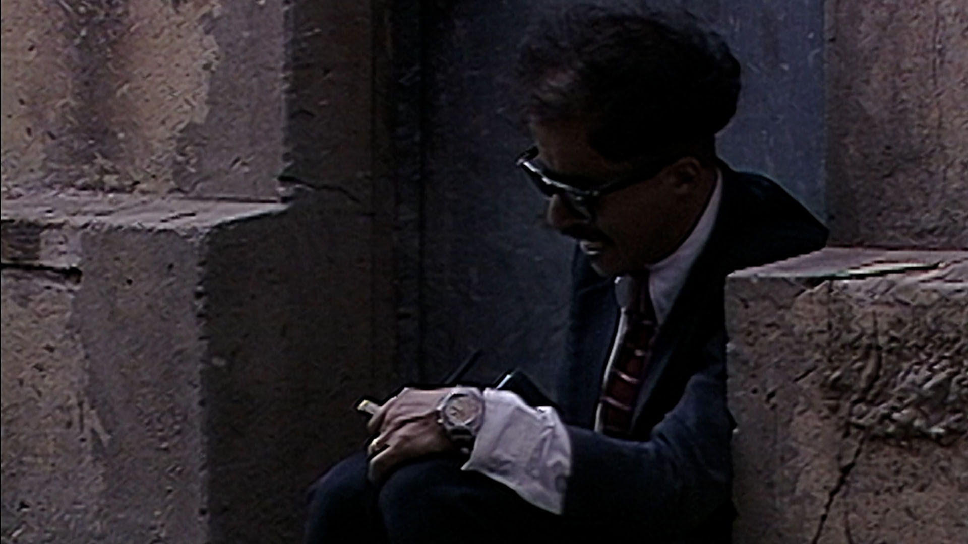 oficio de fotografia, neron navarrete tomando fotos, neron navarrete de fotografo, romance, comedia colombiana, series colombianas de comedia, ver gratis n.n, neron navarrete, carlos duplay, german escallon, series gratis, series online, novelas colombianas gratis, ver n. n gratis