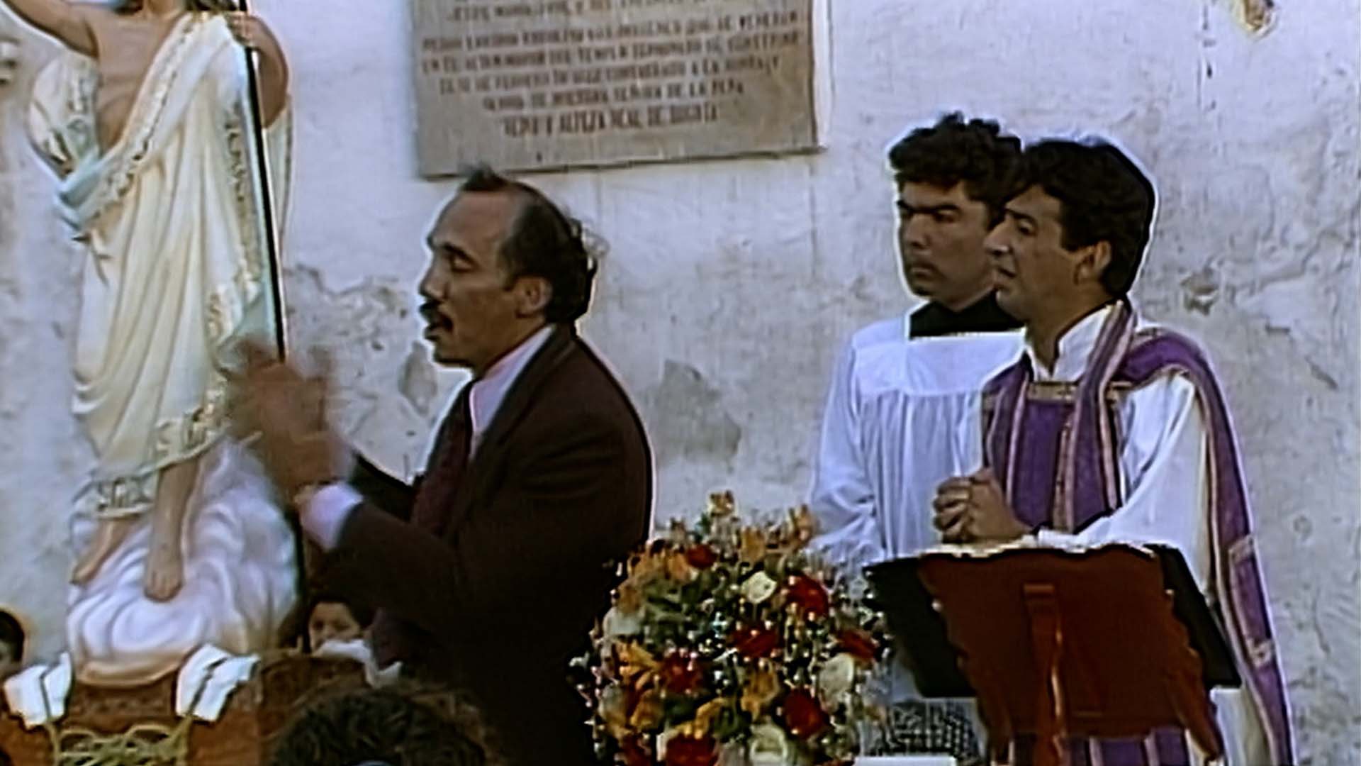 semana santa, neron navarrete pagando penitencia, religion catolica, penitencias de semana santa, comedia colombiana, series colombianas de comedia, ver gratis n.n, neron navarrete, carlos duplay, german escallon, series gratis, series online, novelas colombianas gratis, ver n. n gratis